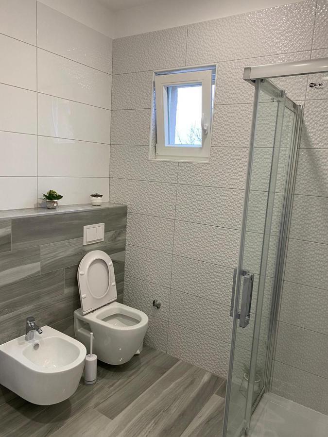Apartment Viki Lozovac Luaran gambar