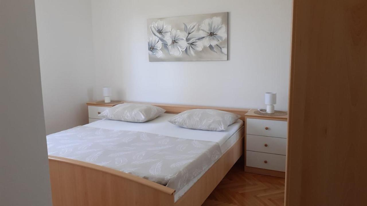 Apartment Viki Lozovac Luaran gambar