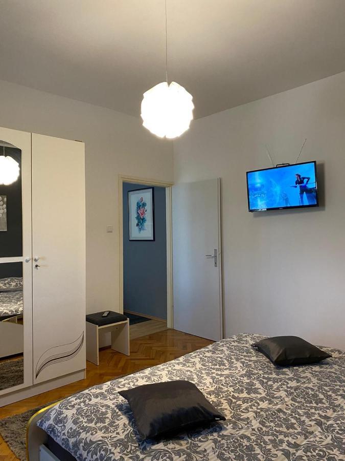 Apartment Viki Lozovac Luaran gambar