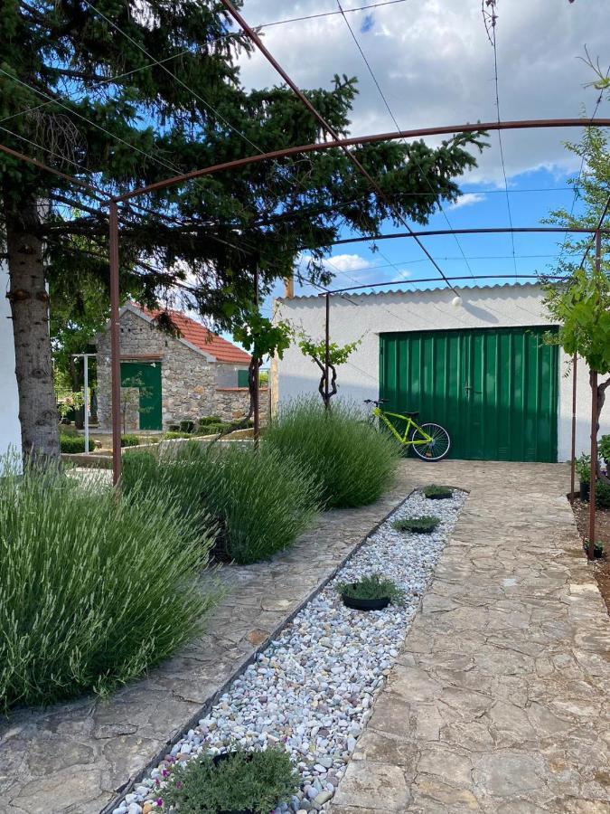 Apartment Viki Lozovac Luaran gambar