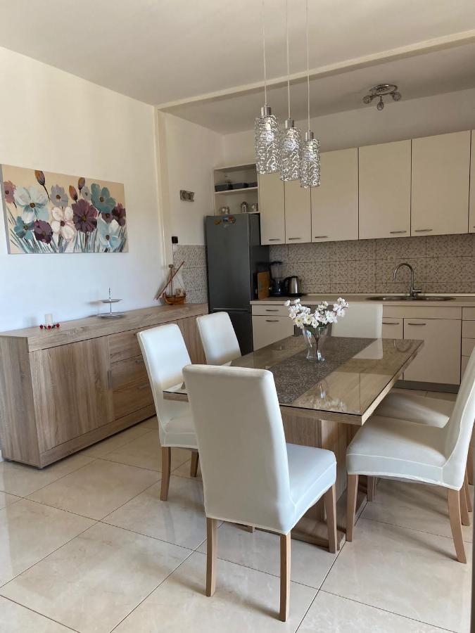 Apartment Viki Lozovac Luaran gambar