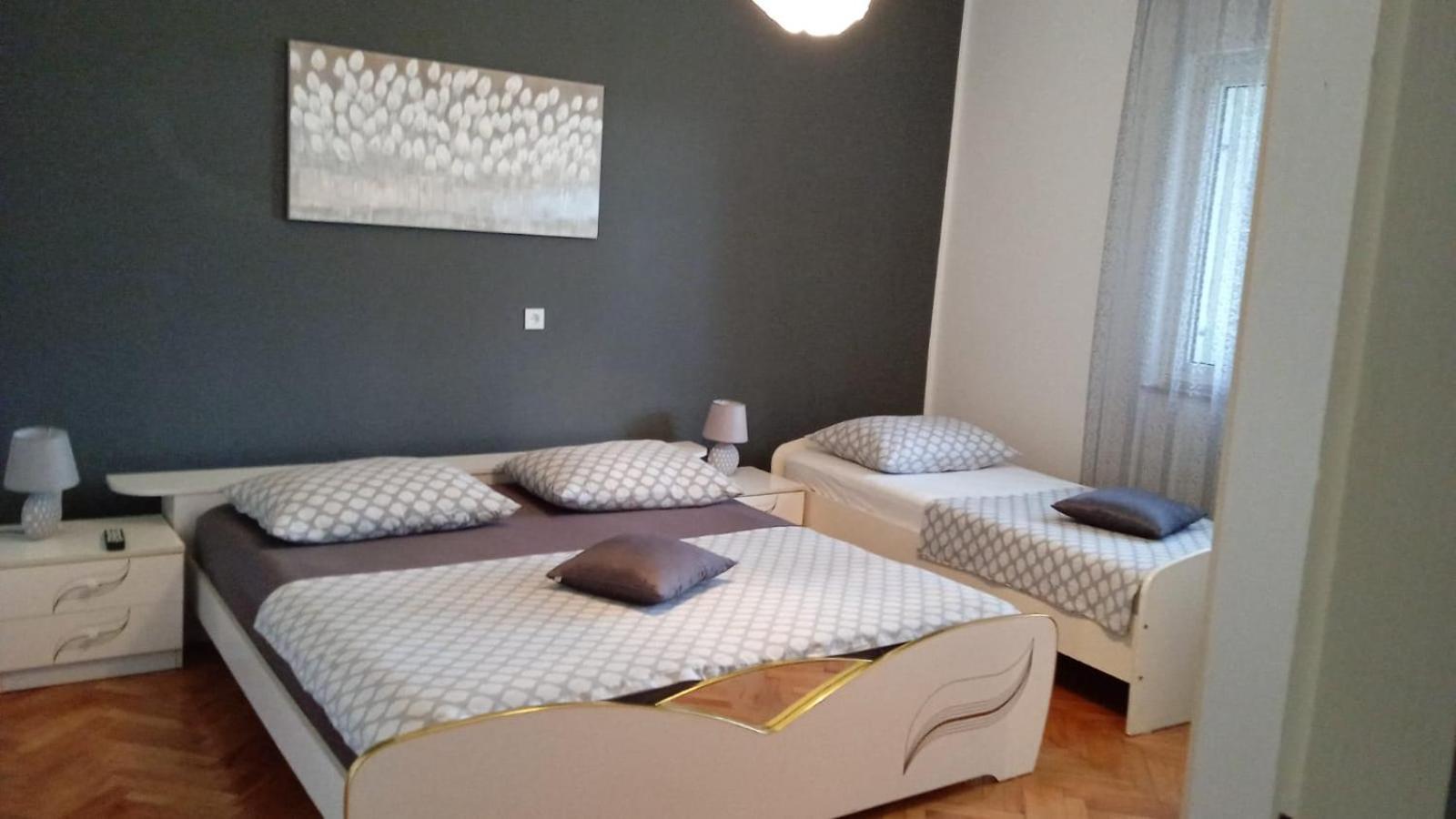 Apartment Viki Lozovac Luaran gambar