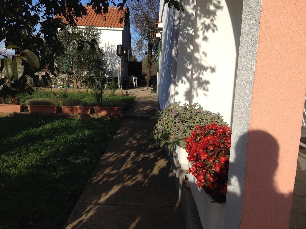 Apartment Viki Lozovac Luaran gambar